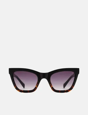 A.Kjaerbede Big Kanye Sunglasses - Black/Demi Tortoise